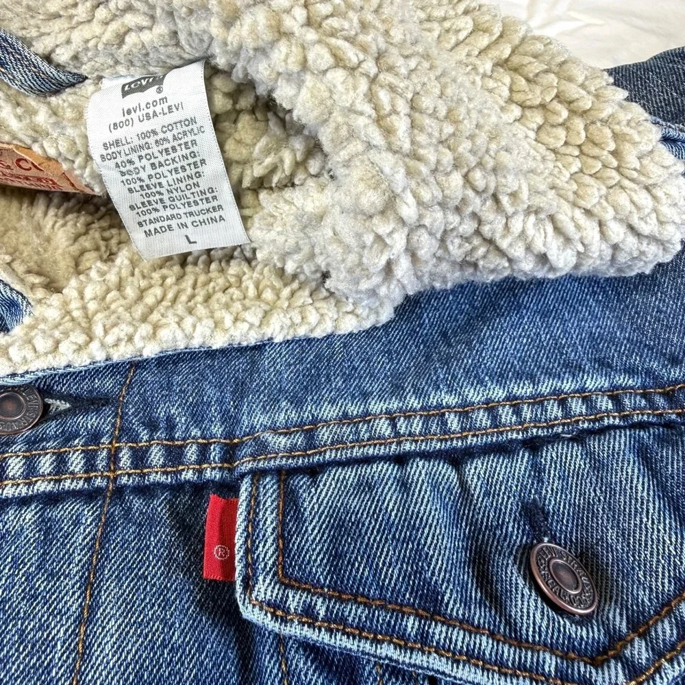Levis Sherpa Lined Denim Jacket Standard Trucker Men's Size Large 70520-3790